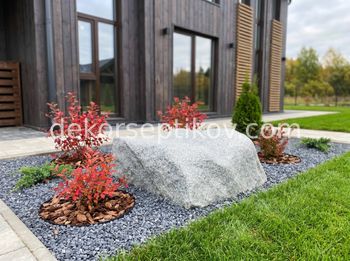 Малое изображение 1 - Декоративная крышка Камень 120х120/35, Серый